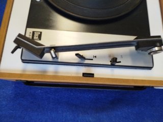 Tocadiscos antiguo de maleta, marca Bettor Mark-6
