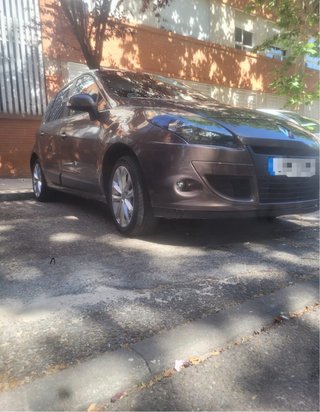 Renault Scenic 2011