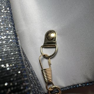 Bolso de fiesta plateado y azul brillante