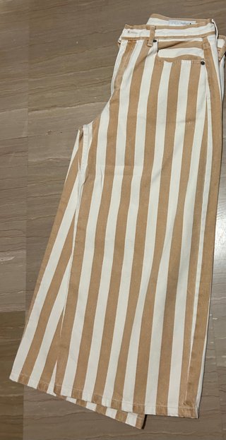 Pantalón culotte Zara rayas beige