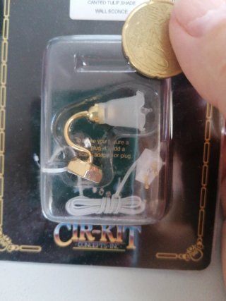 Lámpara de pared miniatura CIR-KIT