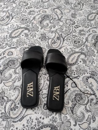 Sandalias pala Zara negras talla 39 sin estrenar