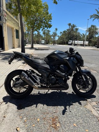 Kawasaki Z800 A2 Negra