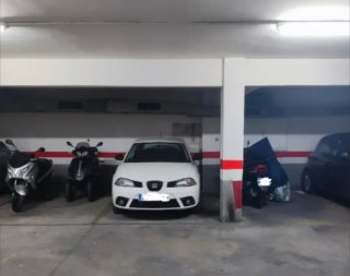 Parking para coche pequeño