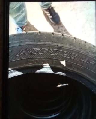 4 Neumáticos Apollo Aspire XP 215/55 R17 94Y