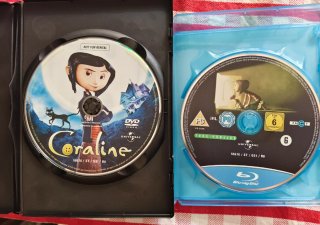 Coraline DVD o Blu-ray 2x3D glasses33€ each/cada 1