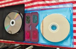 Coraline DVD o Blu-ray 2x3D glasses33€ each/cada 1