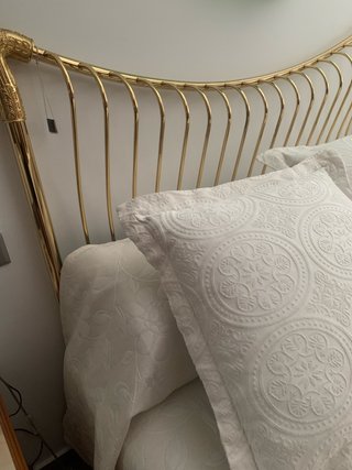 Cabezal cama dorado matrimonio