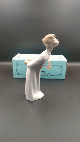 Figura Lladro niño