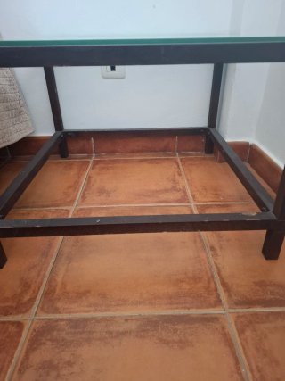 Mesas auxiliares hierro forjado y cristal