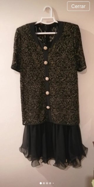 Vestido de fiesta negro y dorado