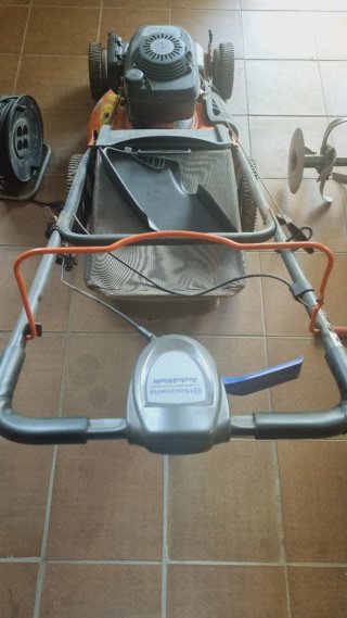 Cortacésped Husqvarna R53SV