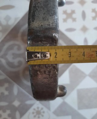 MANOVELLA E CORONA TRITACARNE
