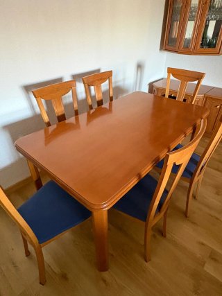 Mesa de comedor y 6 sillas madera