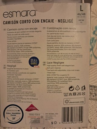 Camisón corto con encaje en escote