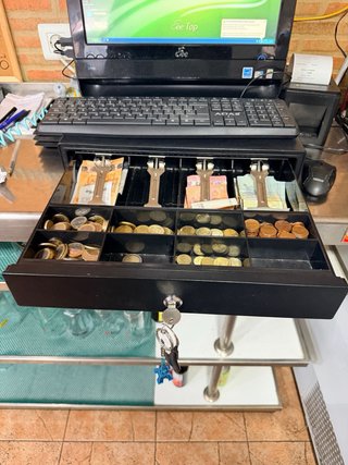 Ordenador Eee Top TPV Integrado y maquina de ticke