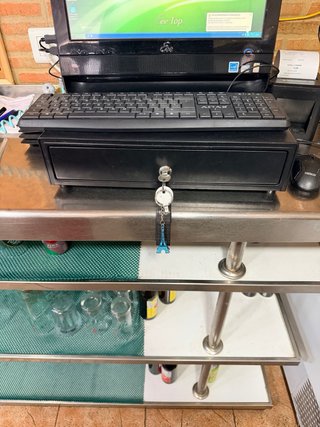 Ordenador Eee Top TPV Integrado y maquina de ticke