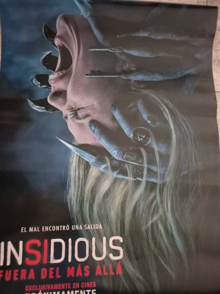 Póster de película Insidious: Fuera del más allá