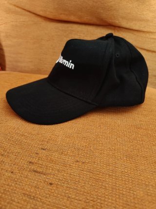 Gorra negra Illumin