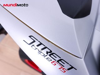 TRIUMPH STREET TRIPLE 675 RX ABS