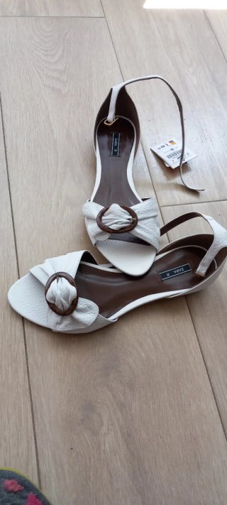 Sandalias Zara Blancas Talla 38