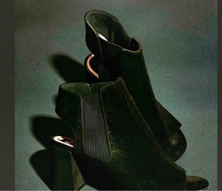 Botines Peep Toe Negros