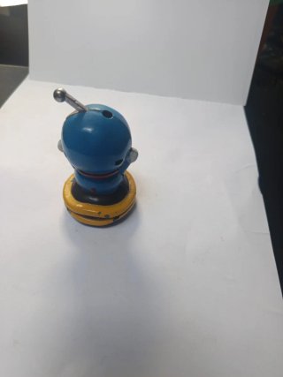 Mechero gato azul y amarillo