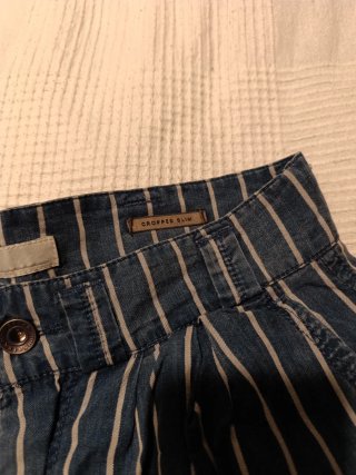 Pantalones de rayas azules