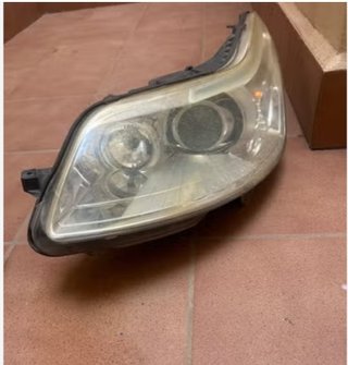 Faro Xenon Citroen C4