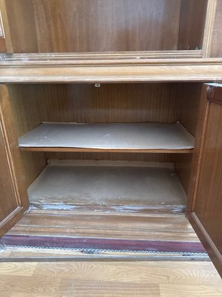 Mueble de salón madera y cristal