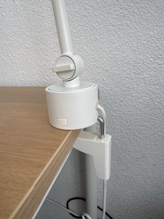 Lámpara de escritorio IKEA NYMANE blanca