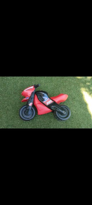 Moto de juguete para niños