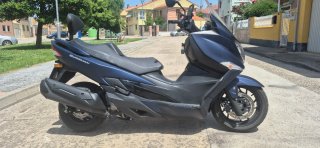 Suzuki burgman 400