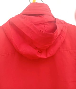 Chaquetón rojo hombre