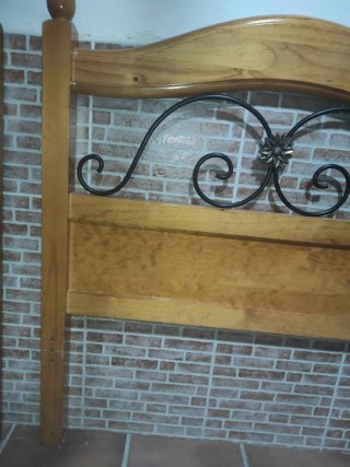 Cabecero de cama madera y metal