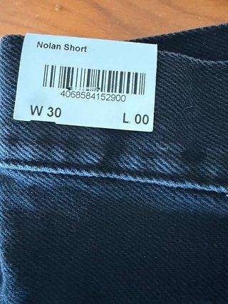 Bermuda Carhartt WIP Denim Talla 30. Modelo Nolan