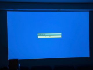 Proyector Optoma Negro y Plateado