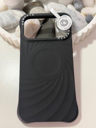 Funda Ornarto iPhone 17 Pro Max Negra