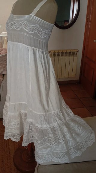 Vestido antiguo Victoriano.