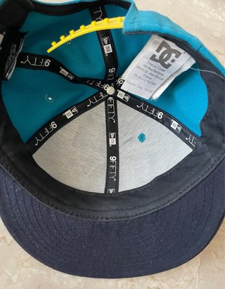 Cappellino DC Logo Giallo Blu