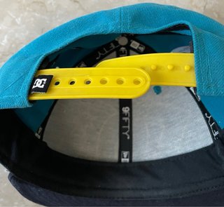 Cappellino DC Logo Giallo Blu