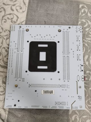 Placa Base Qiyida LGA2011-3 DDR4
