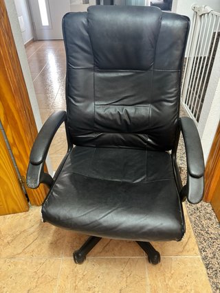 Silla de oficina piel sintética negra
