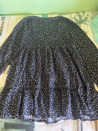 Vestido estampado floral azul marino Pull & Bear