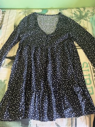 Vestido estampado floral azul marino Pull & Bear