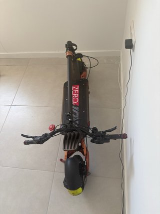 Patinete Eléctrico ZERO 10X Potente  negociable