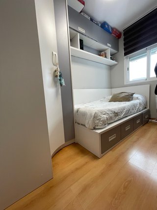 Dormitorio juvenil compacto