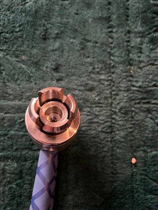 Herramienta para tapar botellas de perfume