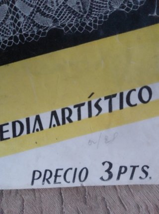 Primer álbum de centros a punto de media artístico