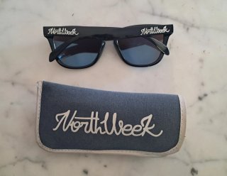 Gafas de sol Northweek negras y azules con funda